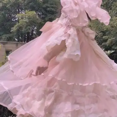 女生头像频道提供更多与洛丽塔,公主裙,裙子相关的头像图片挑选下载