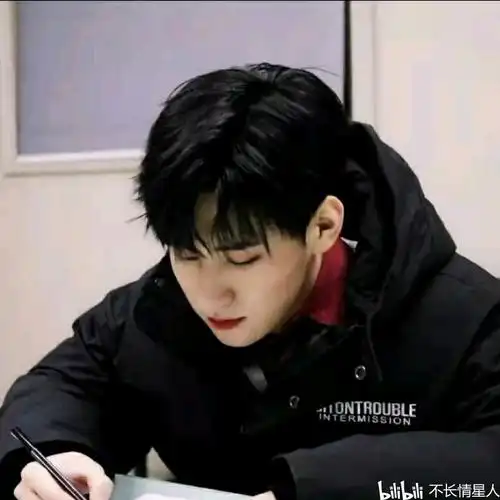 【张真源*你】双向暗恋●当着他的面点开了闺蜜发来的帅哥照片(c篇)