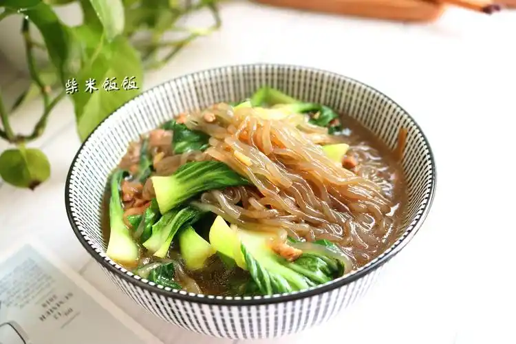 粉条和它是绝配,简单一煮,鲜香爽滑超可口,越吃越爱!_青菜