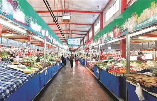 集贸市场改造提升颜值留住了"烟火气"