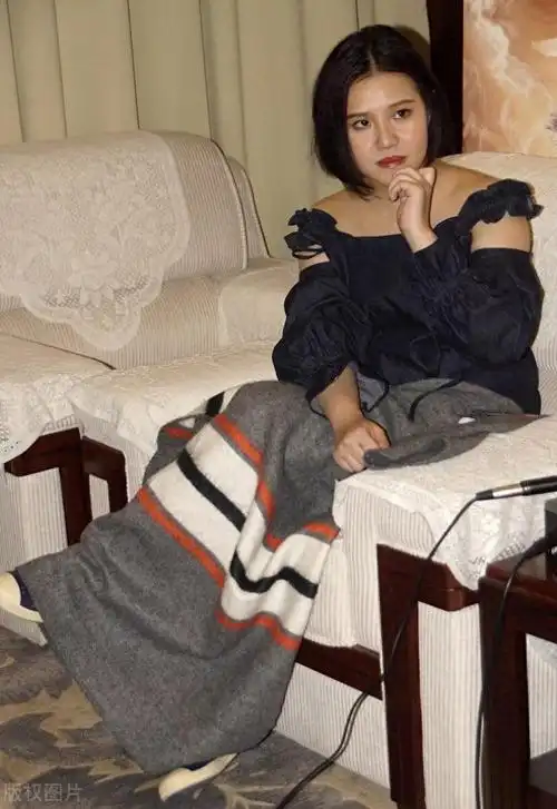 谢依霖这身材,这才是尤物啊!