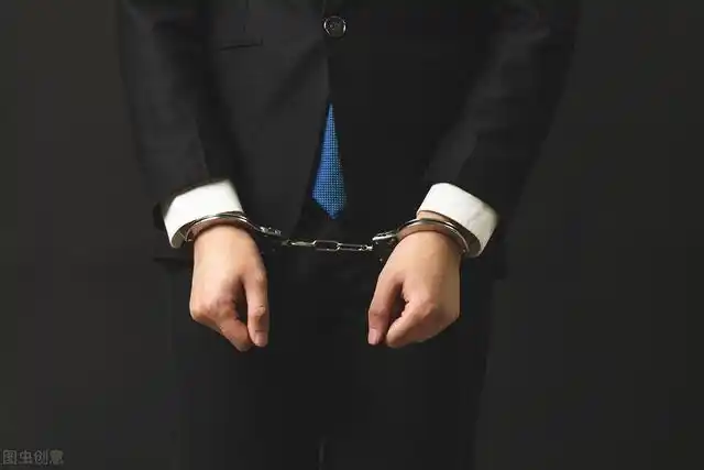 犯罪嫌疑人的含义,刑事犯罪嫌疑人什么意思(为什么不直接叫"罪犯✘