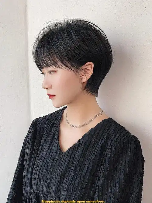 女士收紧短发短发气质款