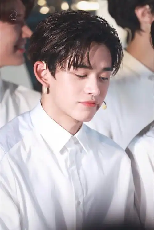 黄旭熙##黄旭熙舞台王者