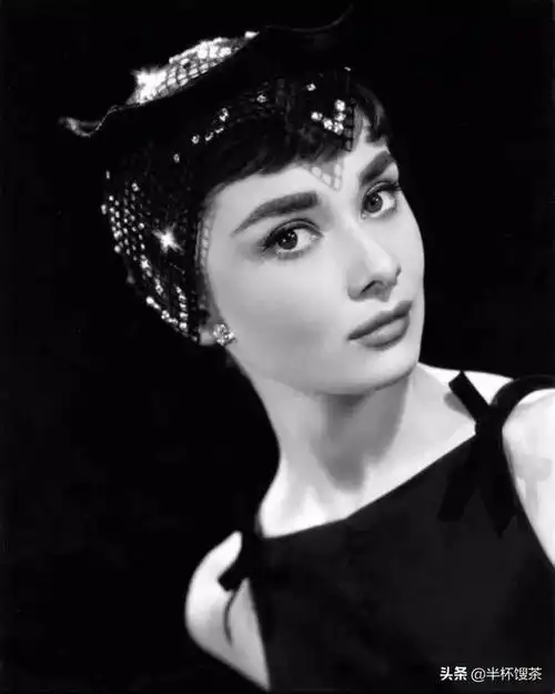 「烟云江湖」"永不凋谢的公主"-奥黛丽.赫本最美高清写真全集
