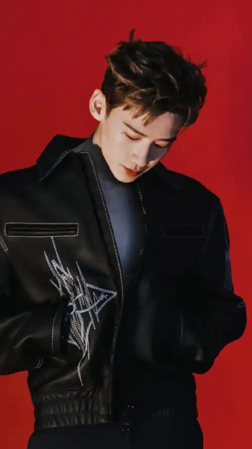 白敬亭ellemen十月刊封面