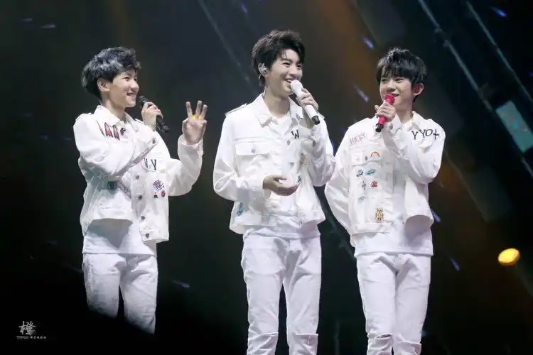 tfboys四周年alive four