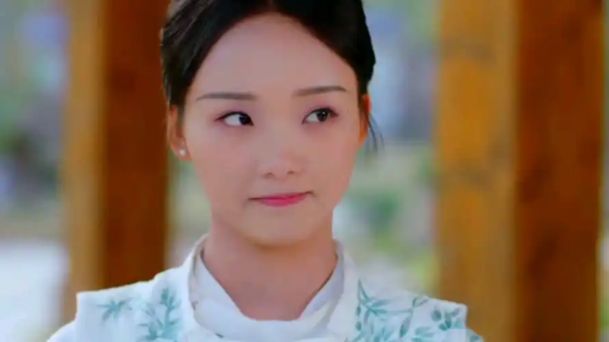 吕小雨她的笑能让你莫名爱上