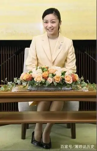 佳子内亲王转入icu前,秋筱宫安排外教突击英语,仍考进三等级班