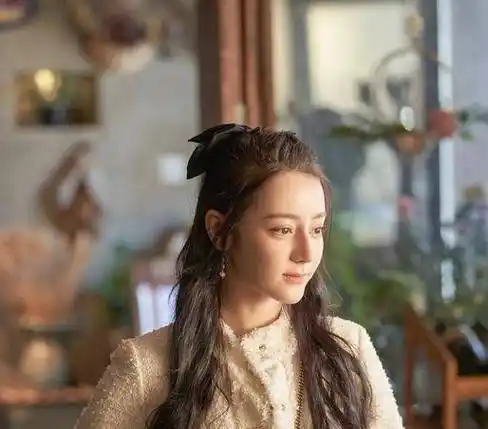 迪丽热巴手语表白上热搜了是怎么回事