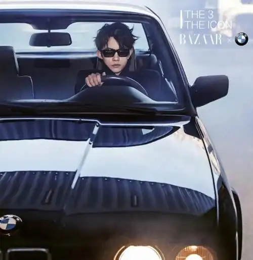 易烊千玺代言宝马suv,发布会照片引热议,网友:人还不如车高?