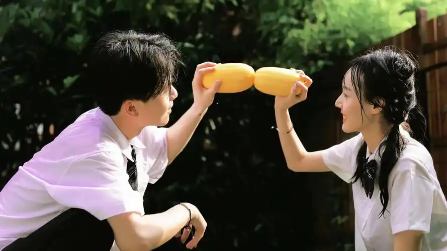 抖音很火的七夕情侣,高清壁纸图片,情人节-回车桌面