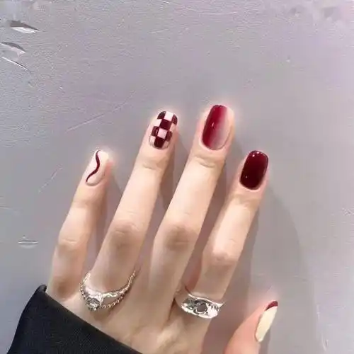 黄皮星人的本命美甲色来了~巨显白!_阿梨_颜色_款式