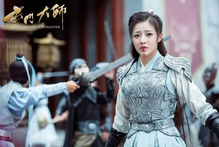 奋敌一身闯关战服浴血奋战霸气师姐浴血奋敌古装扮相的王秀竹潇洒大气