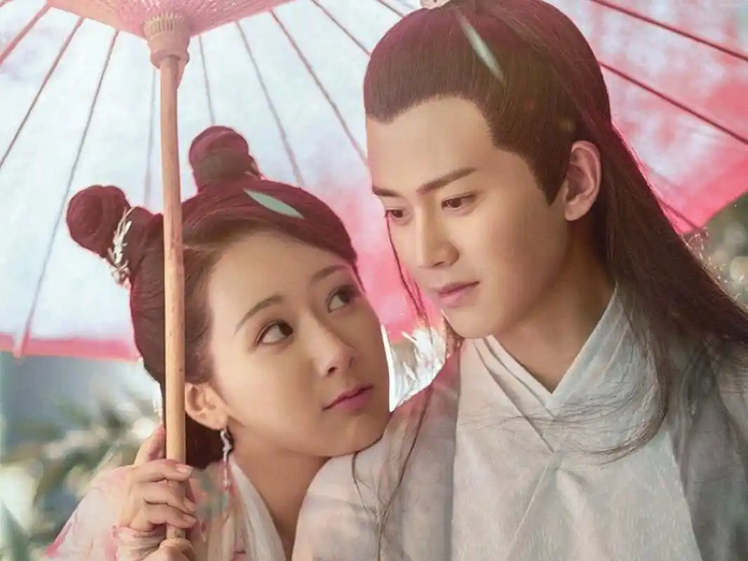 娱乐杂评# #任嘉伦# #杨紫#  任嘉伦,杨紫等人主演的天乩之白蛇传说