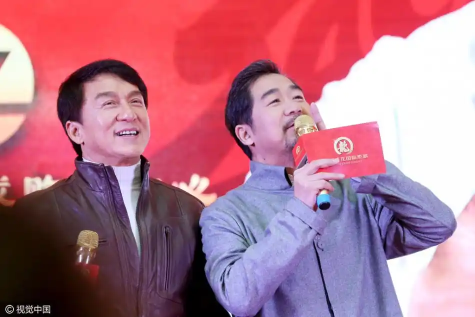 成龙,张国立,李易峰助阵影城开业