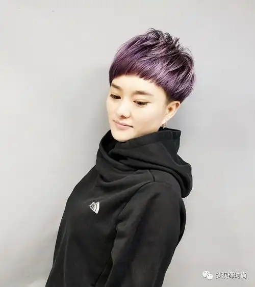 今年流行锅盖头