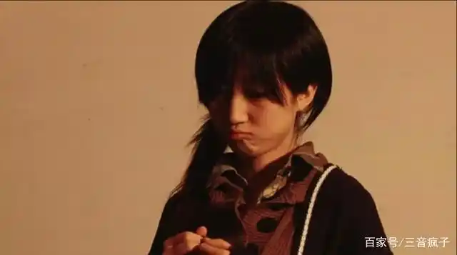 《毛骗》第一季,骗子作为一座城市的毛边