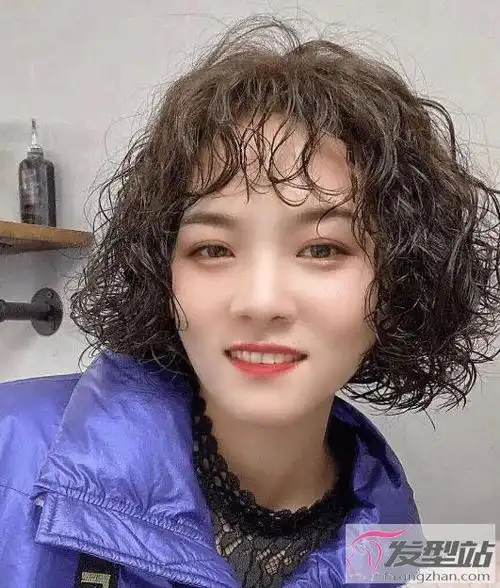 2021最洋气女生短发推荐头发烫卷可爱减龄活力满满