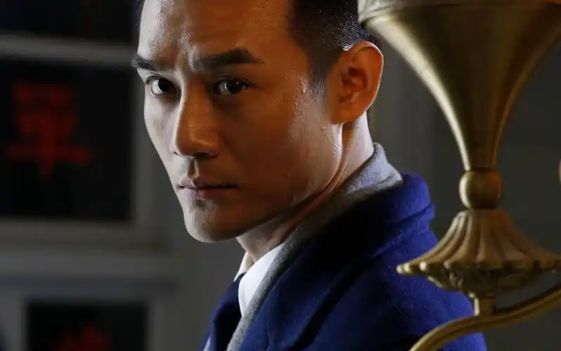 王凯kkw伪装者01 cut