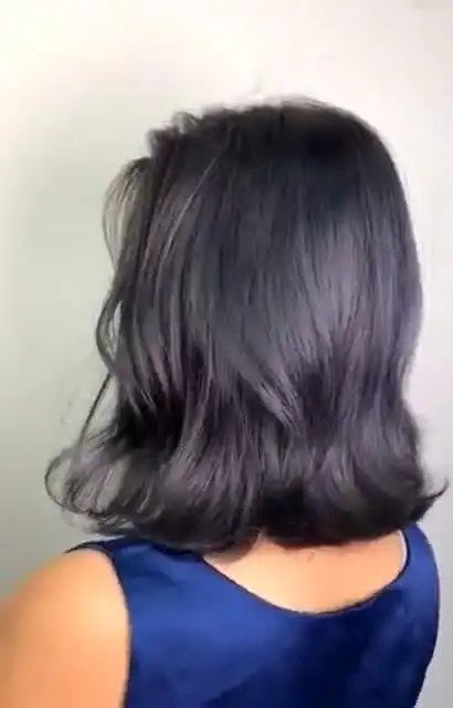 超级漂亮的蓝紫色,显白还有气质,短头发的妹子就染这个色!