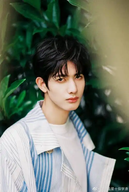 甘望星胶片风氛围感大片#甘望星男友风写真好好看