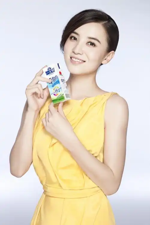 宋佳一大早饮料平面广告-北京华星堂明星代言公司