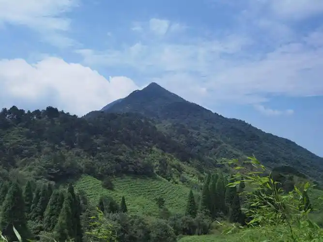登庐山之颠——大汉阳峰