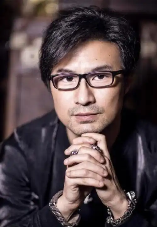 原来汪峰才是真男人##汪峰森林北官宣恋情