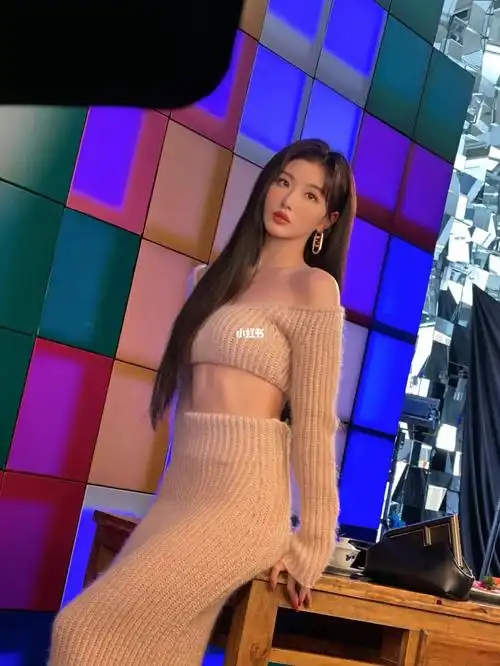 孔雪儿fendi活动 | sexy lady06_孔雪儿_芬迪怎么样_公主风_性感