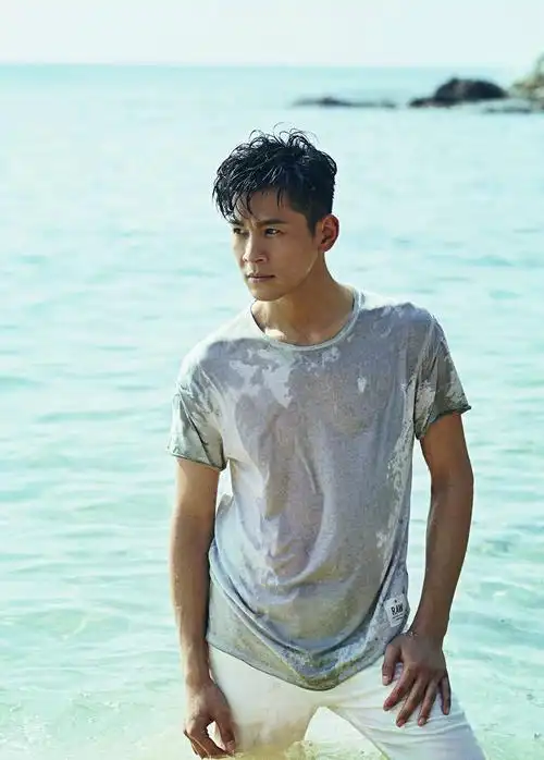 鼻血|腹肌人鱼线,老公为了诱惑你放出了湿身大招