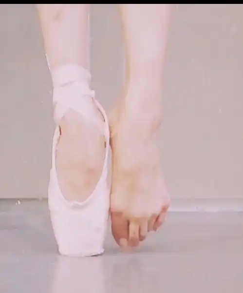 8 个回答 舞蹈演员是如何记忆舞蹈动作的?