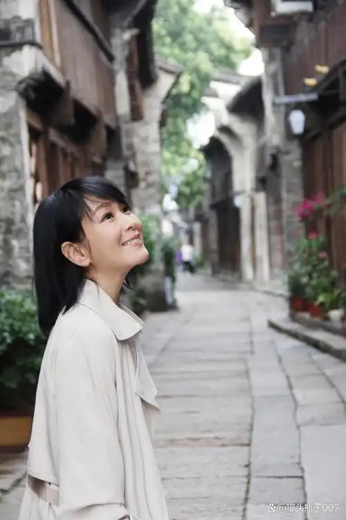 优秀的奶茶刘若英icon,乐观主义的心态总是向上,听她的歌曲,浑身总能