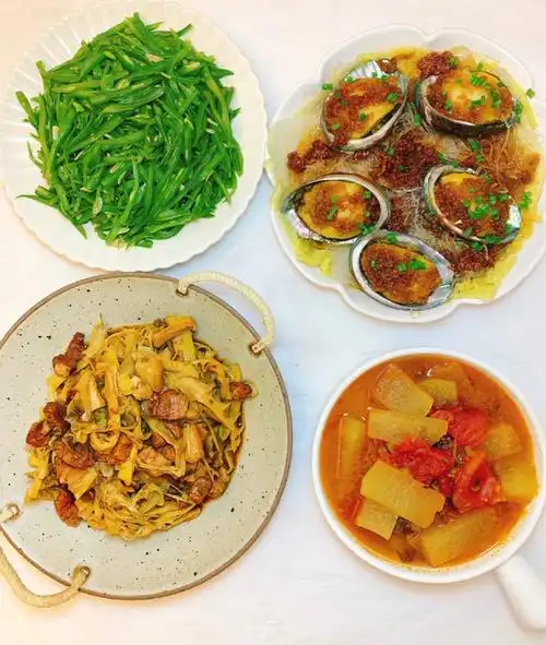 大家好我是小优,一周晚餐搭配来啦,希望你们喜欢呀,每天烧四个菜,保证