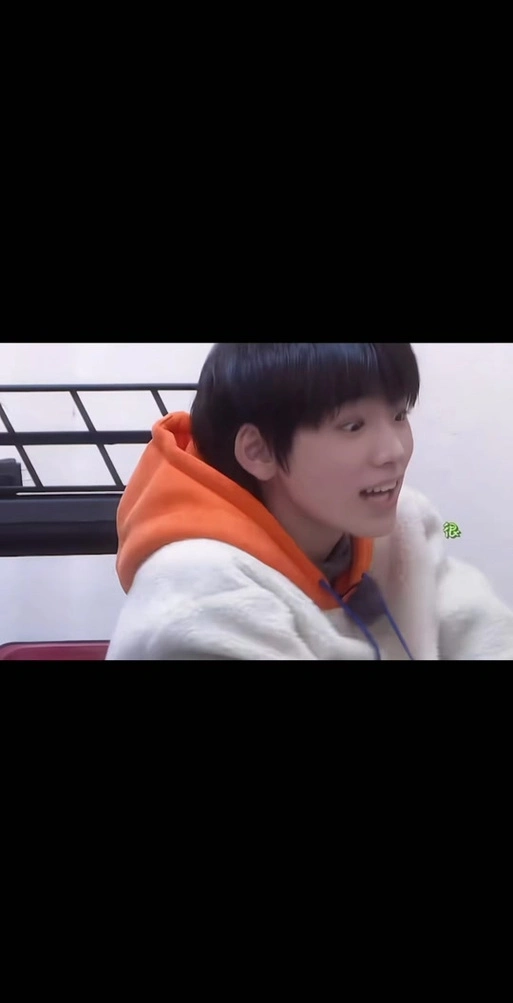 宋亚轩相机格式