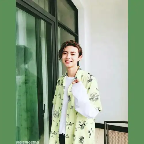 4月30日 23:25   关注  王琳凯 小鬼