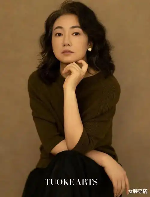 女人过了50岁剪什么发型好看?试试这7款新发型,显年轻又洋气