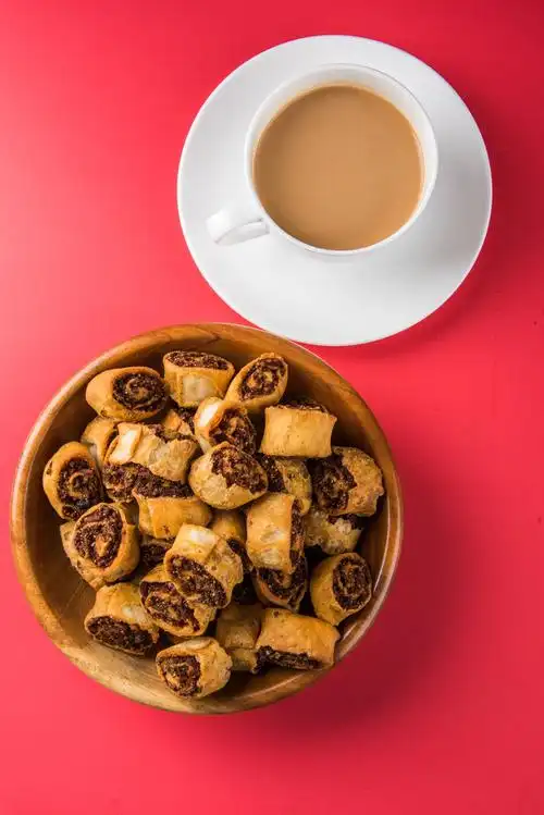 辛辣,甜,油炸,餐食,旱谷,春卷,食物,茶,物品,马哈拉施特拉邦