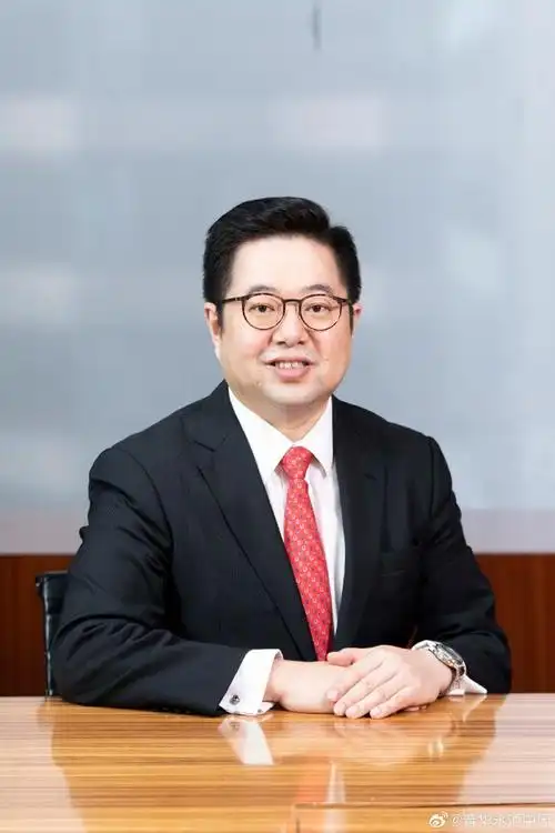 委员会(合称上市委员会)和上市复核委员会(合称上市复核委员会)的成员