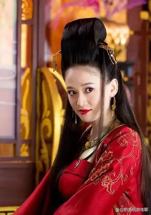 在娱乐圈中,很少有姐弟恋,陈乔恩和艾伦算一个例外.