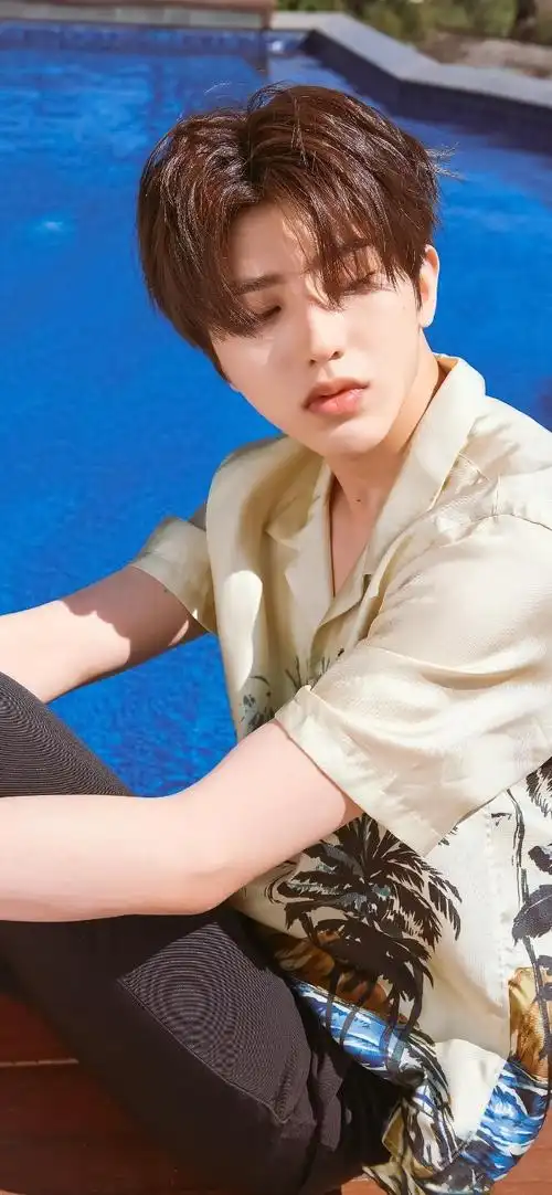 超有型蔡徐坤锁屏壁纸|蔡徐坤|壁纸|有型_新浪新闻