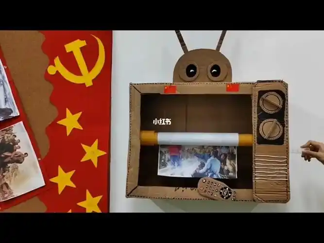 纯手工黑白纸箱电视机,老式黑白电视机#黑白  #电视机  #纯手工制作