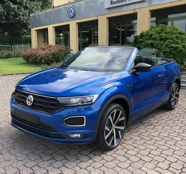 大众t-roc"招摇过市",敞篷suv引领时尚前沿