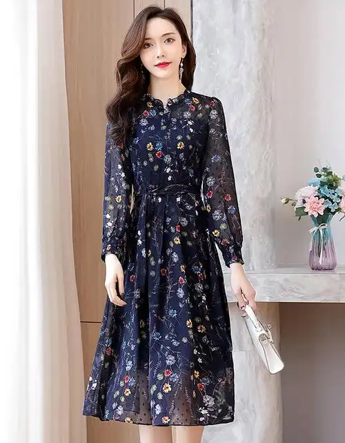 碎花连衣裙女春款女装2022年早春新款收腰显瘦气质修身春秋季裙子