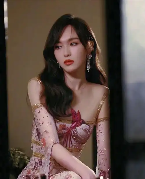 唐嫣哽咽回应质疑