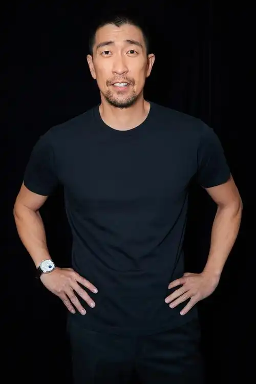 "硬汉"的背后是一周锻炼5天,王千源不吃米面只吃土豆地瓜山药