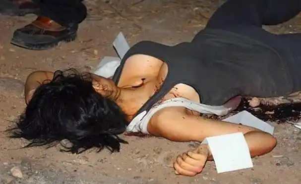 最美女毒枭第二个死前提尴尬要求第一个颜值逆天