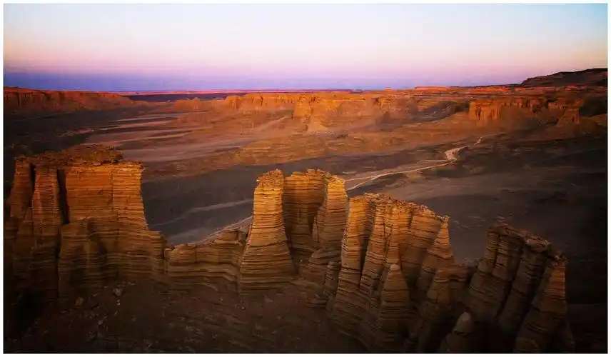 罗布泊自然美景