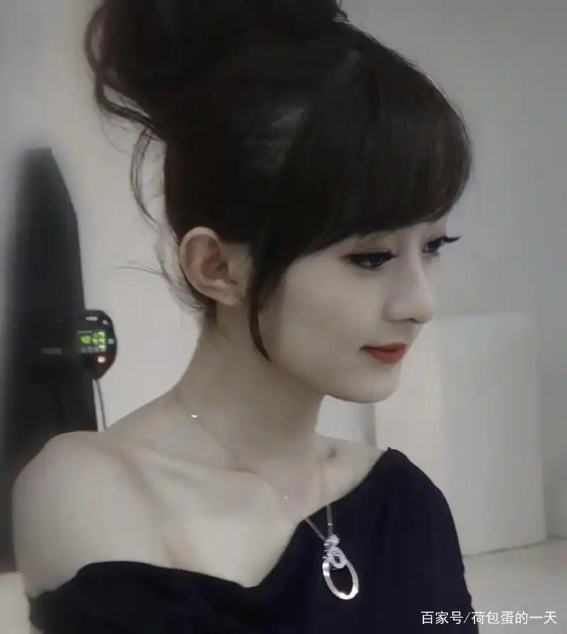 早期的赵丽颖好甜呀!笑起来好治愈