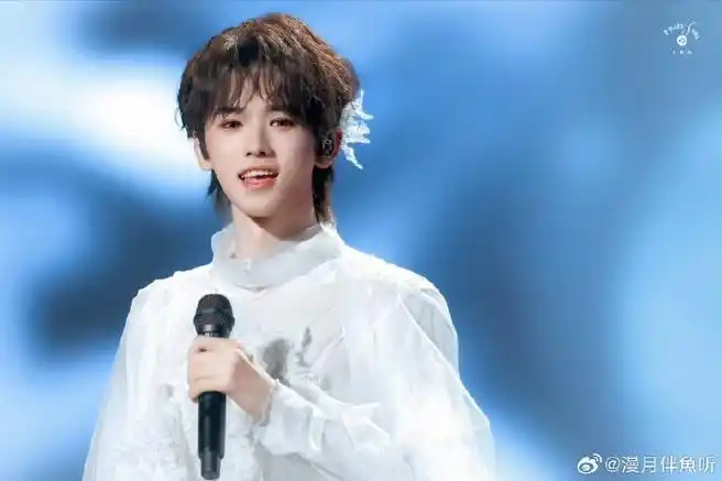 宋亚轩超话#宋亚轩10秒笑容#95#宋亚轩solo舞台不枉#我爱你宝宝!